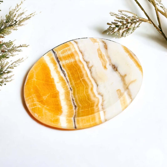 Carved yellow calcite bowl.