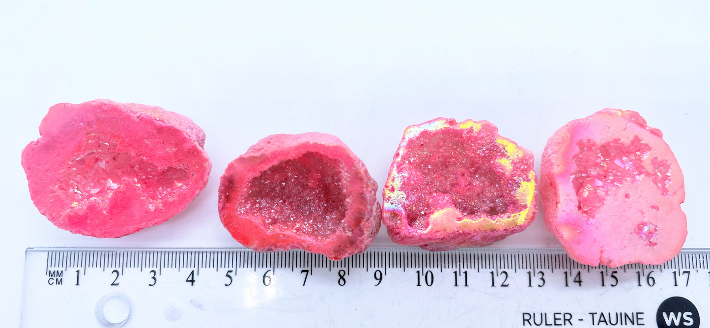 Mini Aura Geodes Pink.