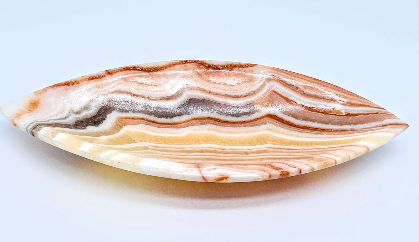 Calcite Oval Pointed Bowl